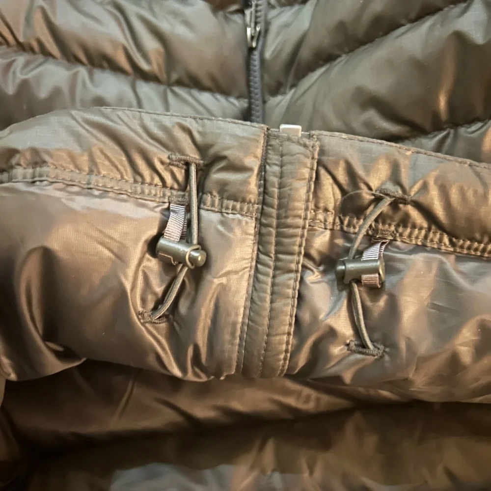 Patagonia Down Sweater - Picture 5 of 7